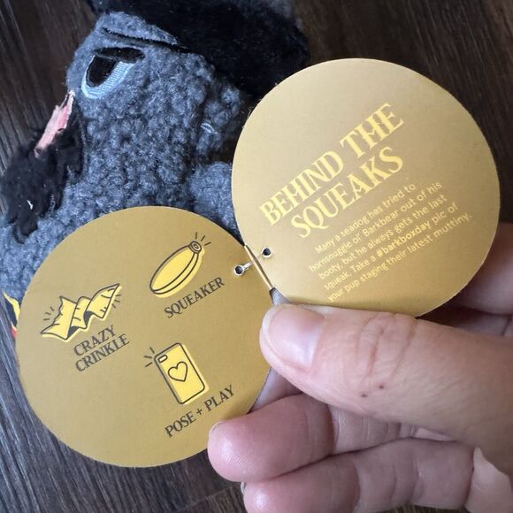 BARK BOX Dog Toys M - BARKBEAR THE PIRATE + ULTIMUTT INNER TUBE Squeak Tug Plush - Picture 5 of 7